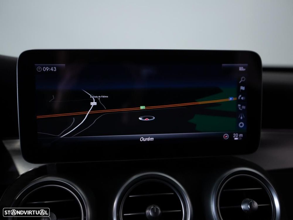 Mercedes-Benz C 300 de AMG Line - 26