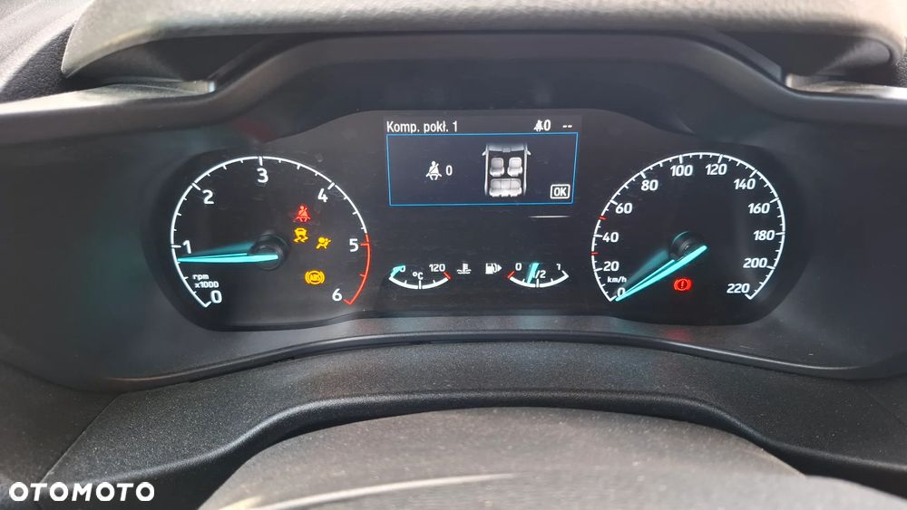 Ford Transit Connect - 16