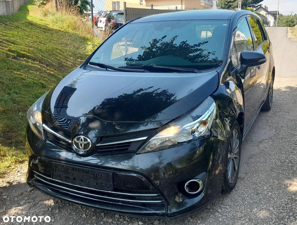 Toyota Verso - 8