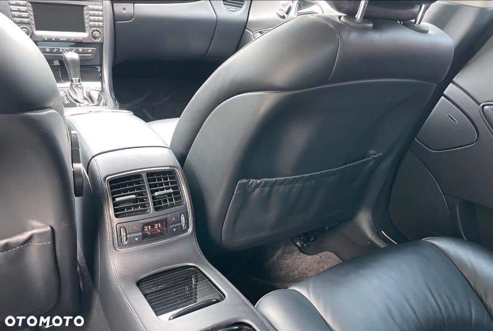 Mercedes-Benz CLS 500 - 11