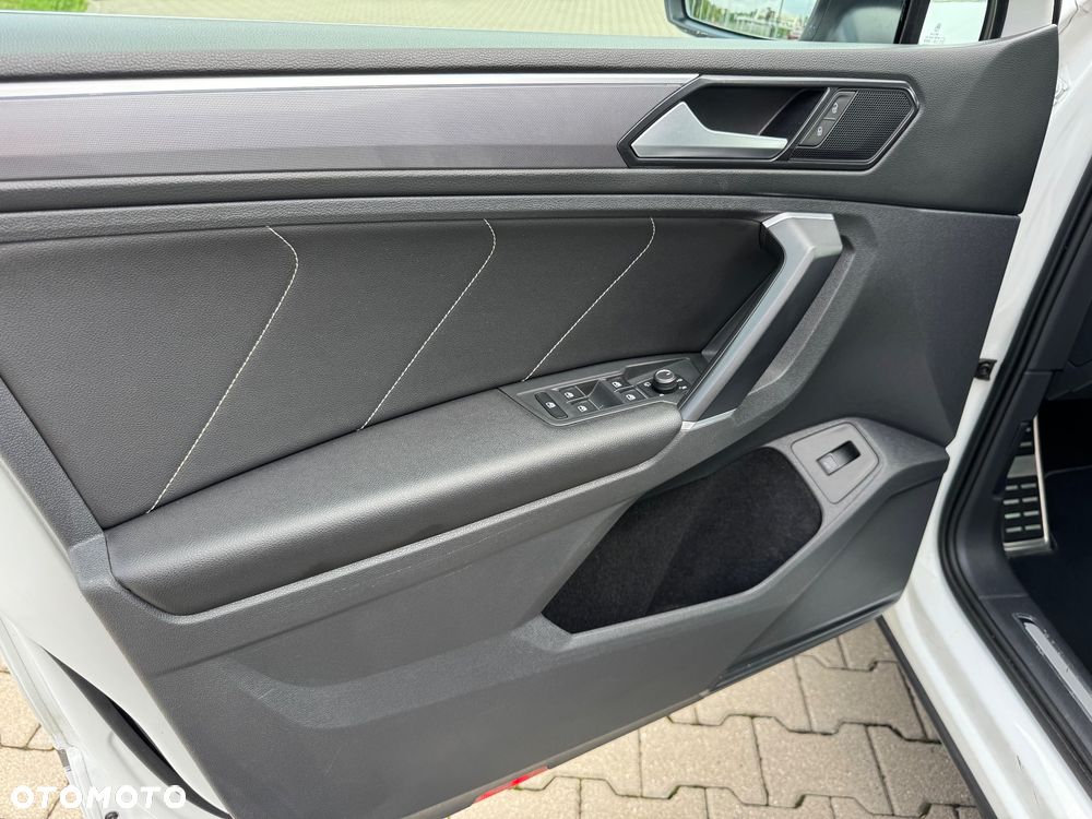 Volkswagen Tiguan 2,0 TSI OPF 4Motion DSG R-Line - 33