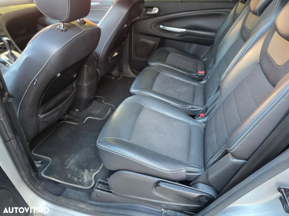 Ford Galaxy 2.0 TDCi Powershift Titanium - 11