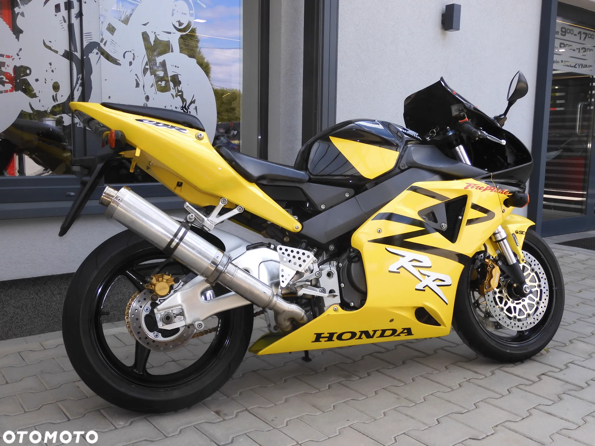 Honda CBR - 23