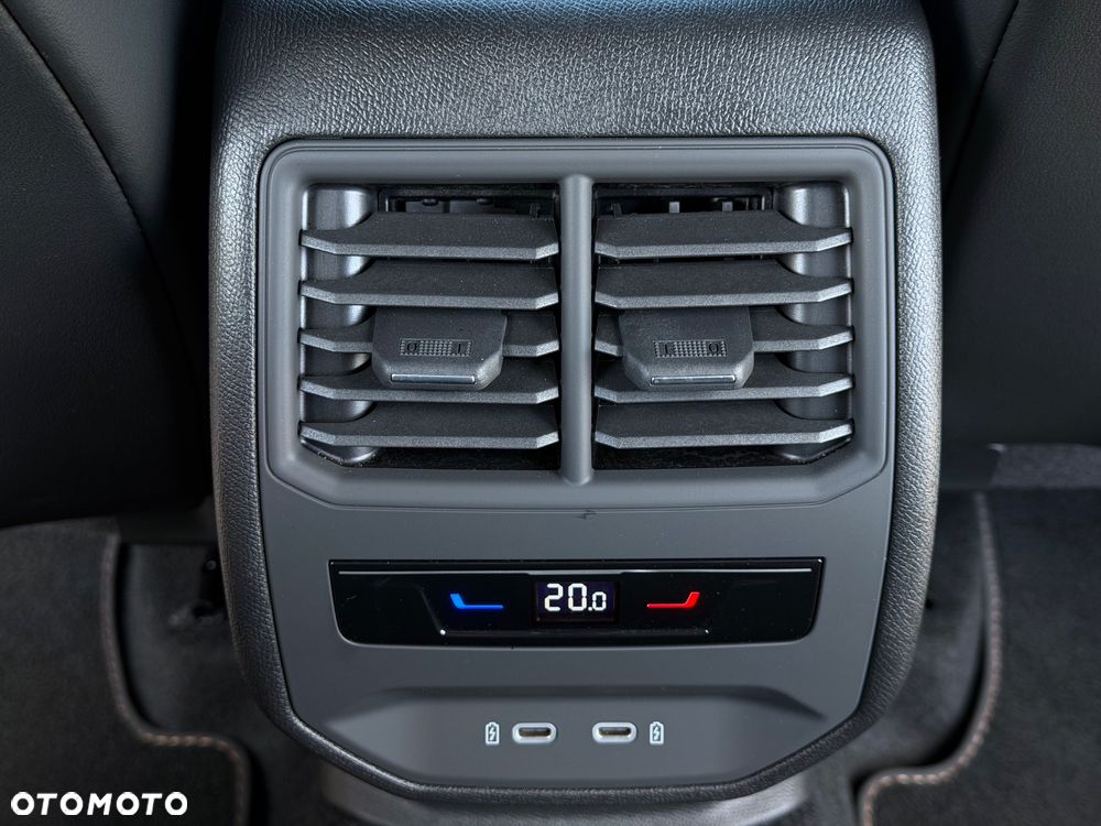 Cupra Formentor 1.5 eTSI DSG - 27