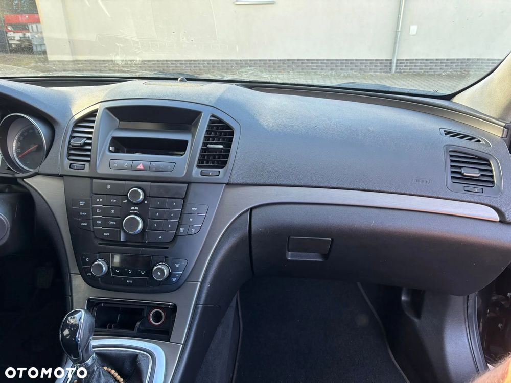 Opel Insignia 2.0 CDTI - 13