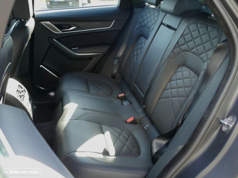 Jaguar F-Pace - 19