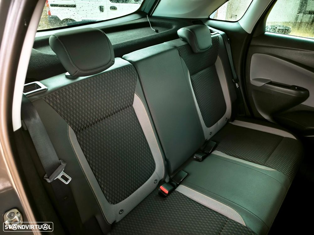 Opel Crossland X 1.2 T Innovation - 17