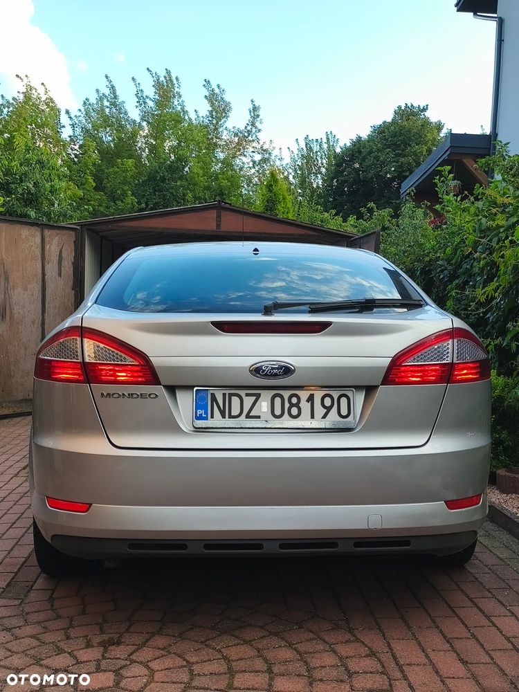 Ford Mondeo 2.0 Titanium - 3
