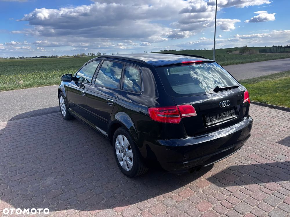 Audi A3 Sportback 1.4 TFSI Ambiente - 7