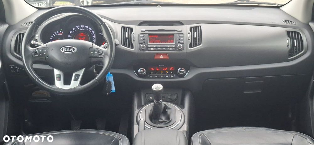 Kia Sportage 2.0 CVVT 2WD Attract - 12