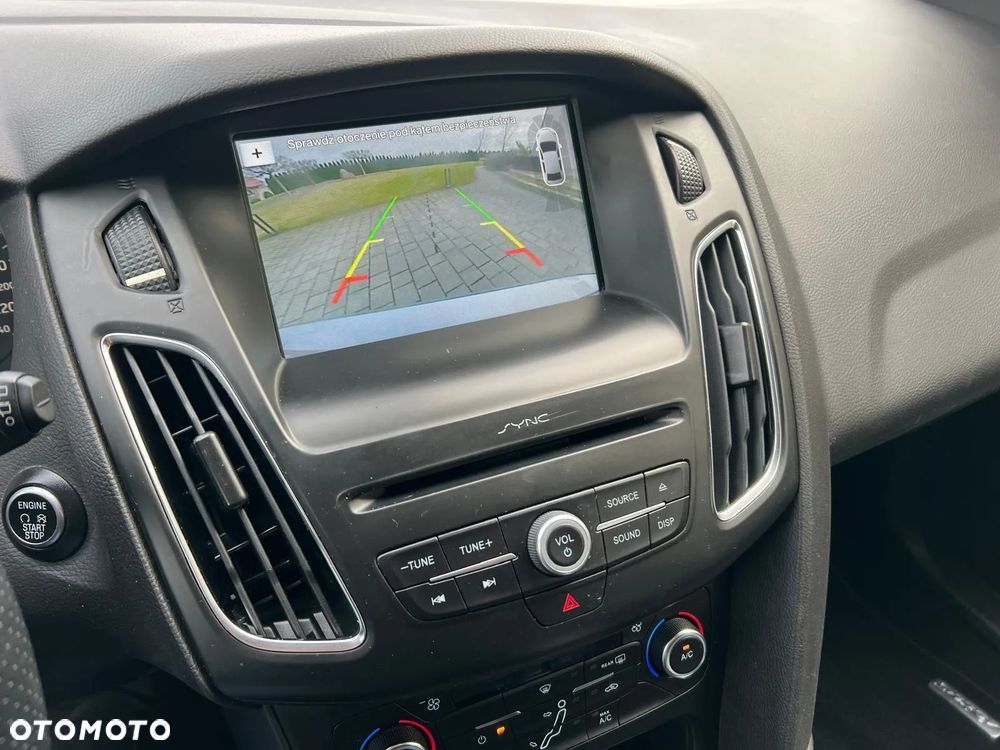 Ford Focus 1.5 EcoBlue Start-Stopp-System ST-LINE - 18