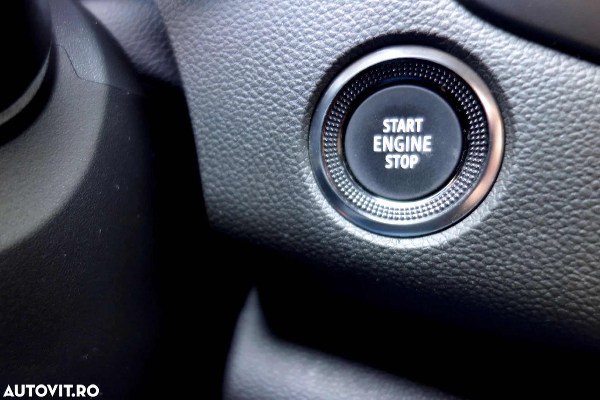Renault Megane TCe 140 GPF BUSINESS EDITION - 25