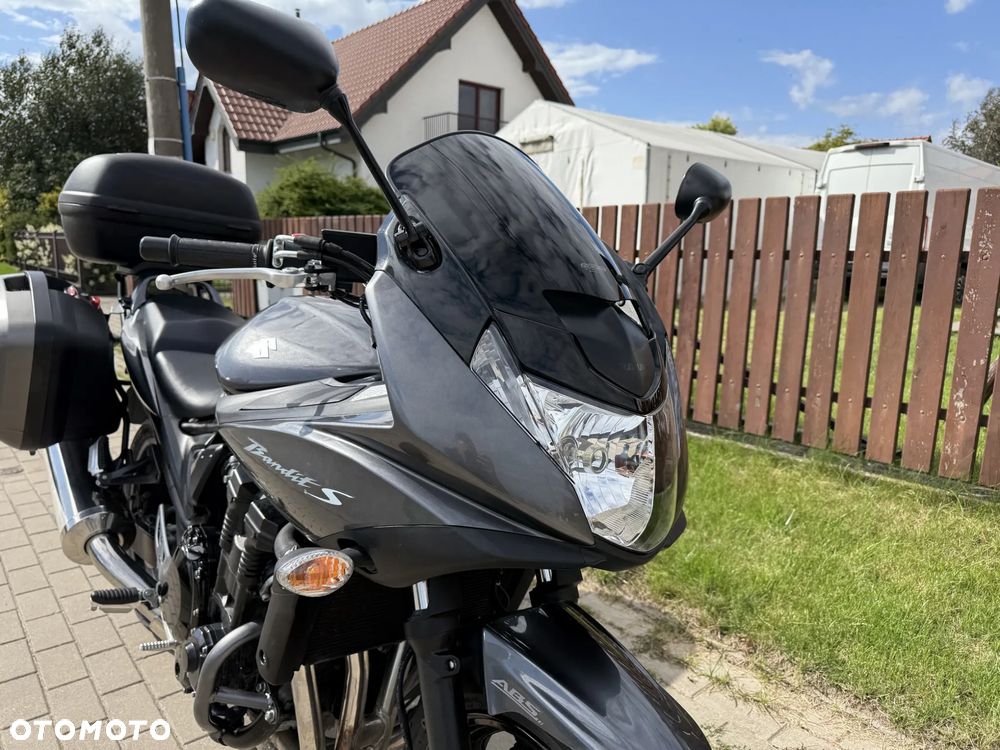 Suzuki Bandit - 10