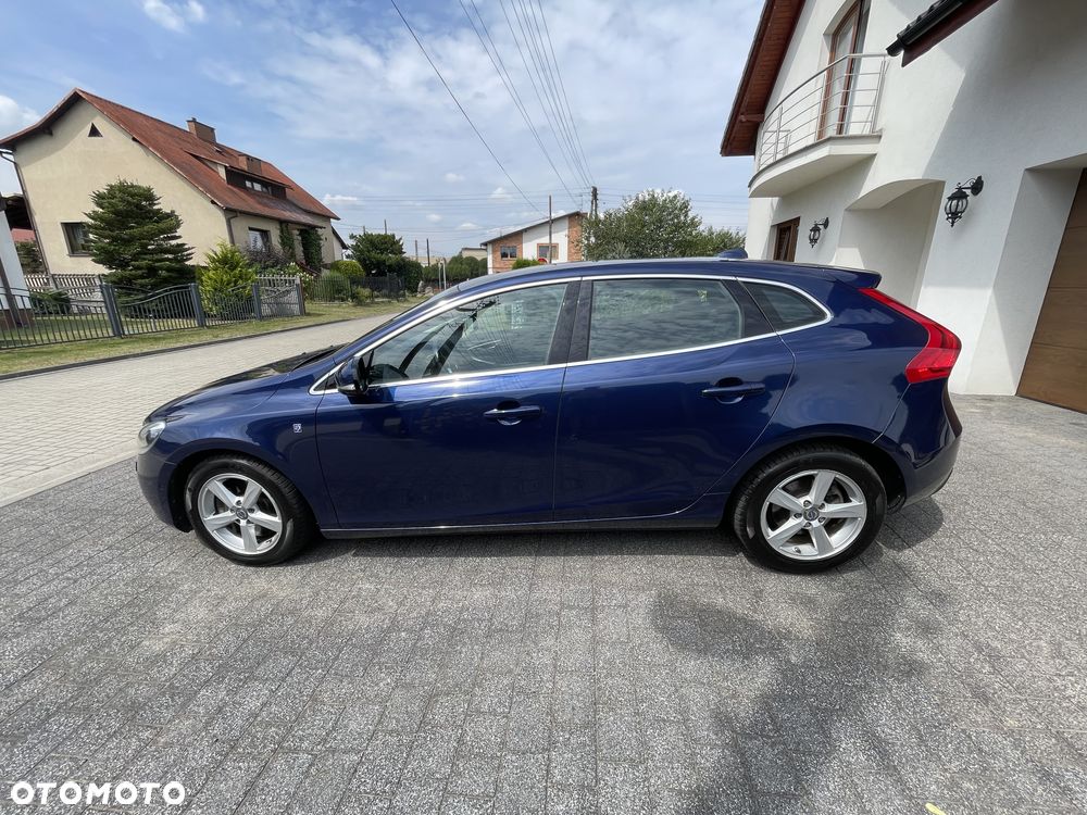 Volvo V40 D4 Drive-E Ocean Race - 10