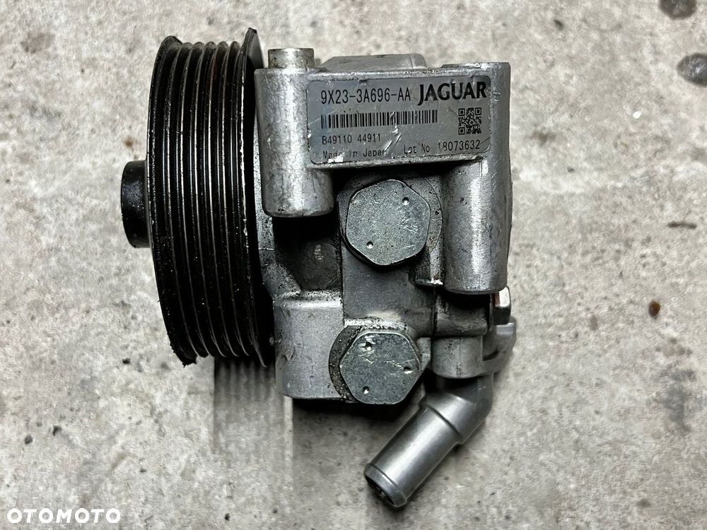 JAGUAR XJ X351 XF X250 POMPA WSPOMAGANIA 9X233A696 - 2