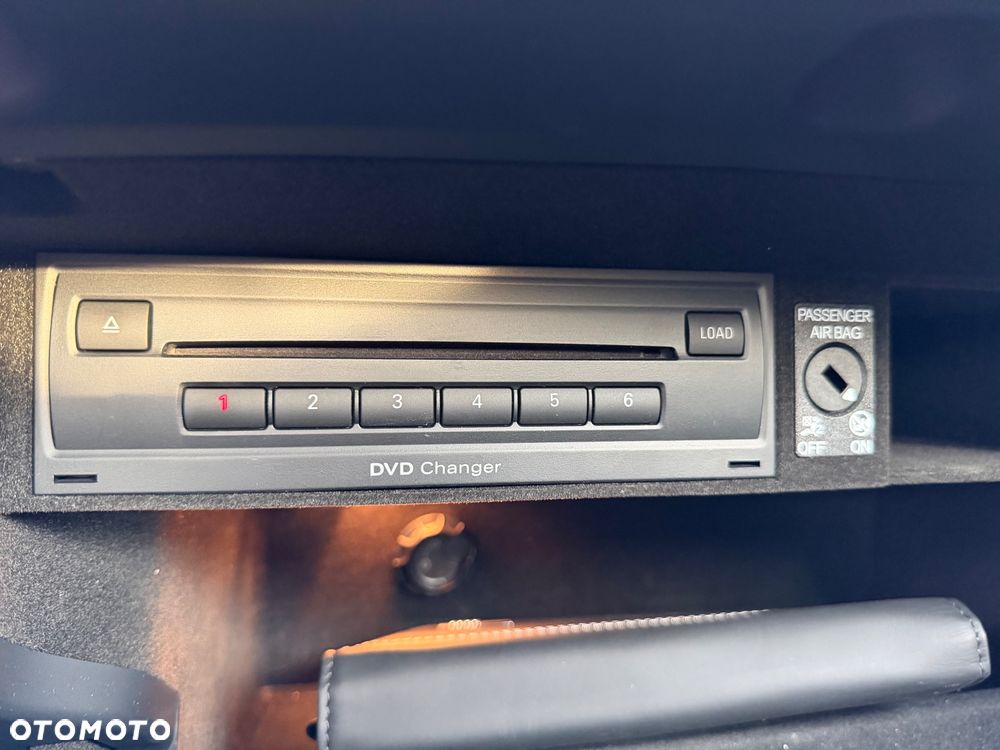 Audi A8 3.0 TDI DPF clean quattro tiptronic - 25