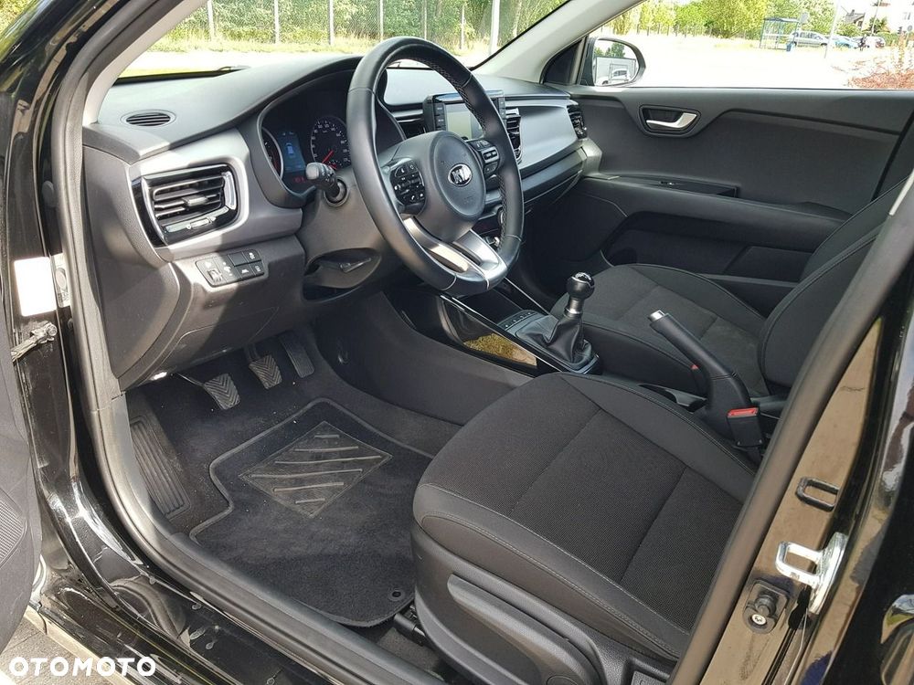 Kia Rio 1.2 Dream Team Edition - 10