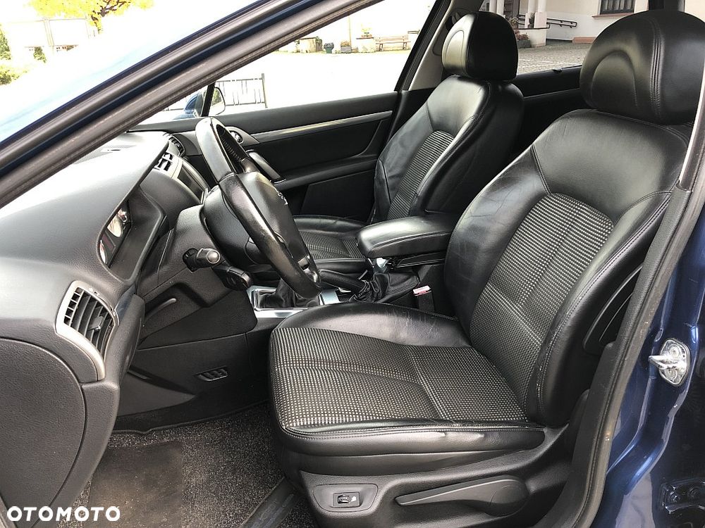 Peugeot 407 HDi 135 Premium mit Exklusiv-Paket - 8