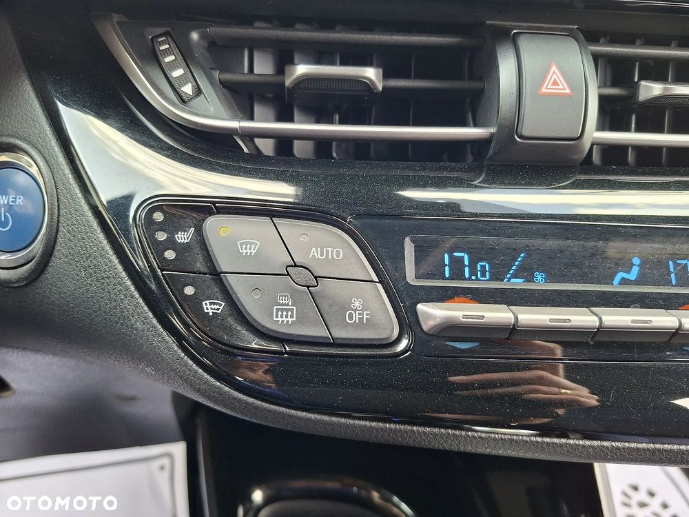 Toyota C-HR - 23