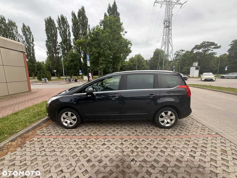 Peugeot 5008 - 6