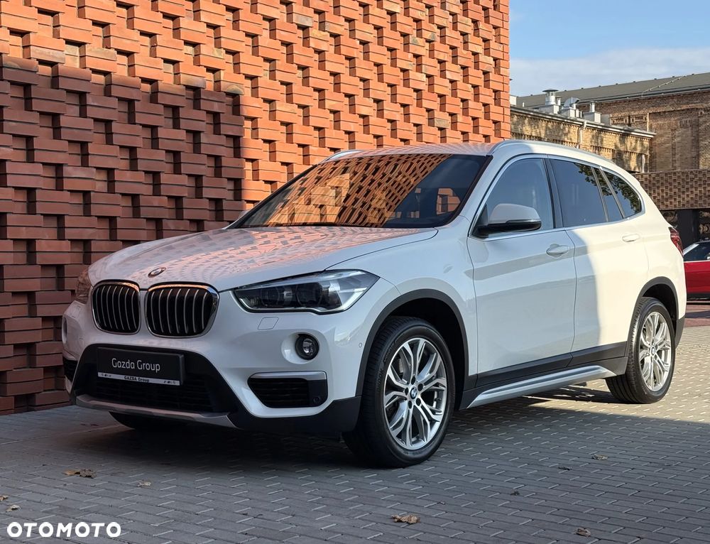 BMW X1 xDrive18d xLine - 3