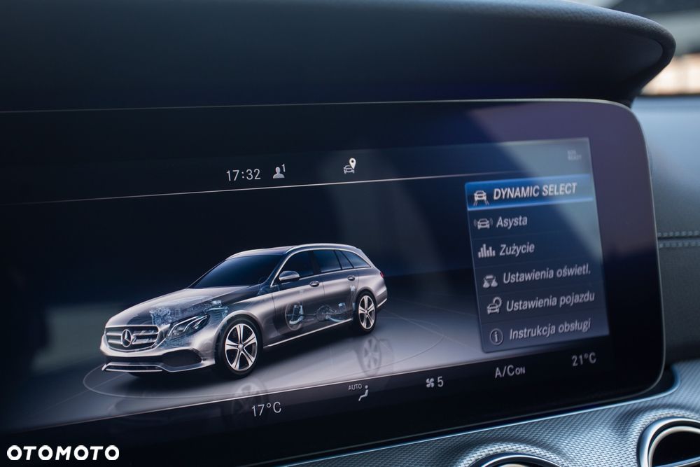 Mercedes-Benz Klasa E 220 d 9G-TRONIC - 14