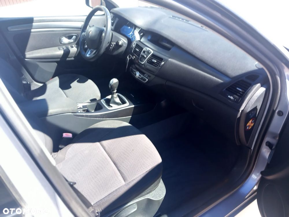 Renault Laguna 1.6 16V 110 Expression - 19
