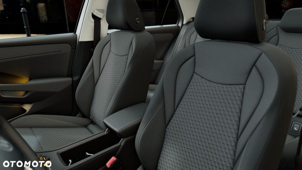 Volkswagen T-Roc 1.5 eTSI Life DSG - 11