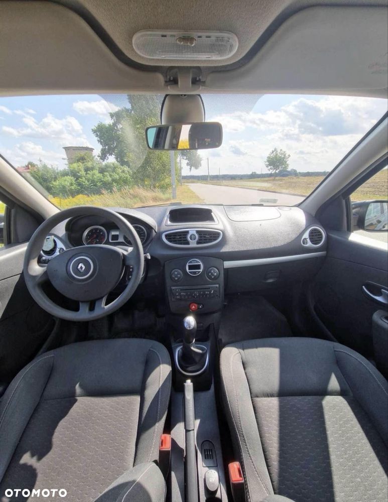 Renault Clio - 5