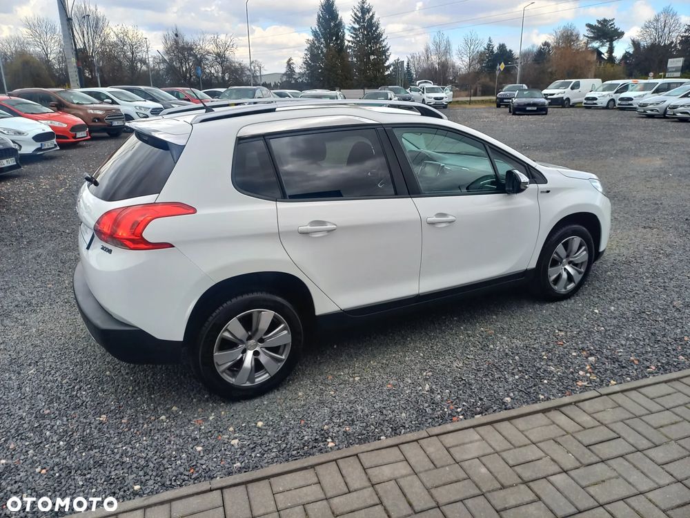 Peugeot 2008 - 7