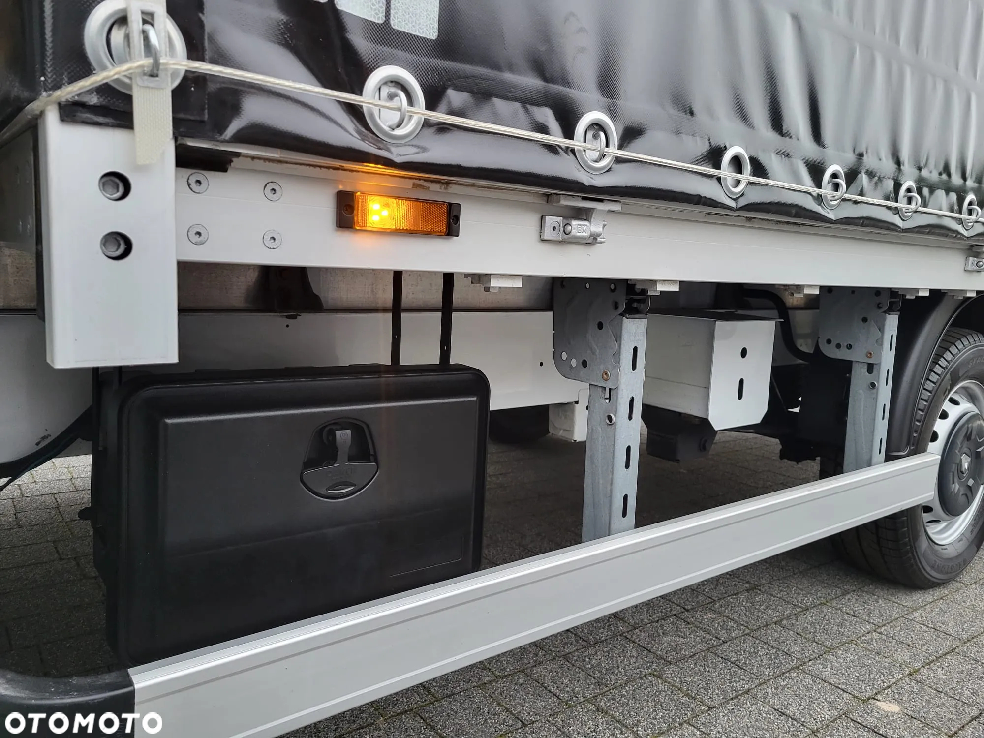Renault Master 10 europalet Salon Polska - 21