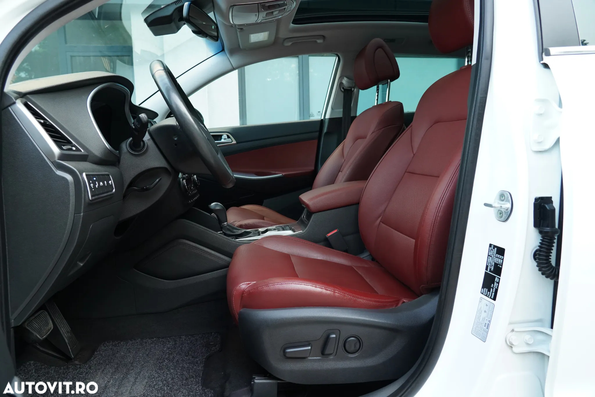Hyundai Tucson 2.0 CRDI 4WD 6AT Premium+ - 7