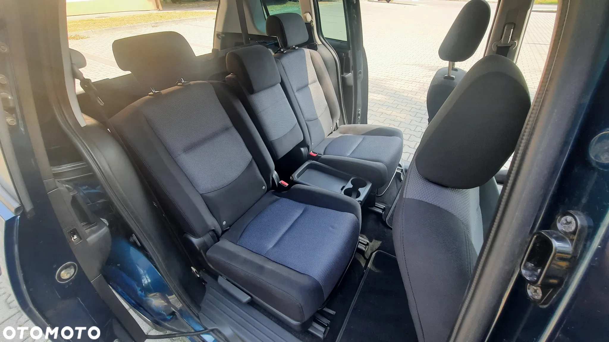 Mazda 5 - 13