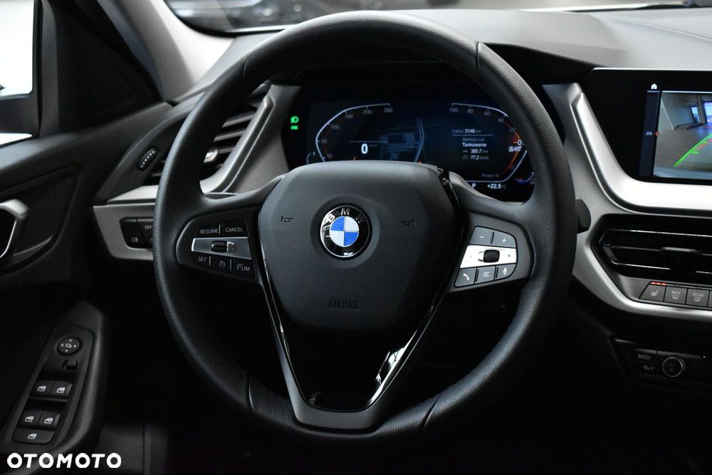 BMW Seria 1 - 11