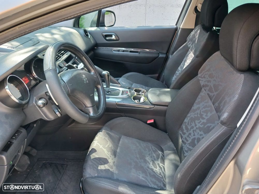 Peugeot 3008 HDi FAP 110 EGS6 Business-Line - 6