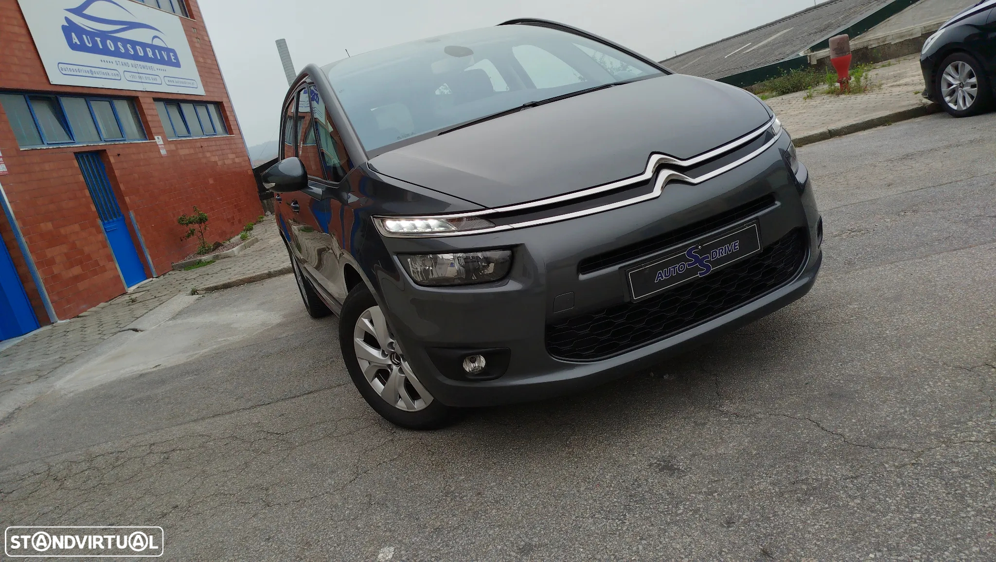 Citroën C4 Grand Picasso - 11