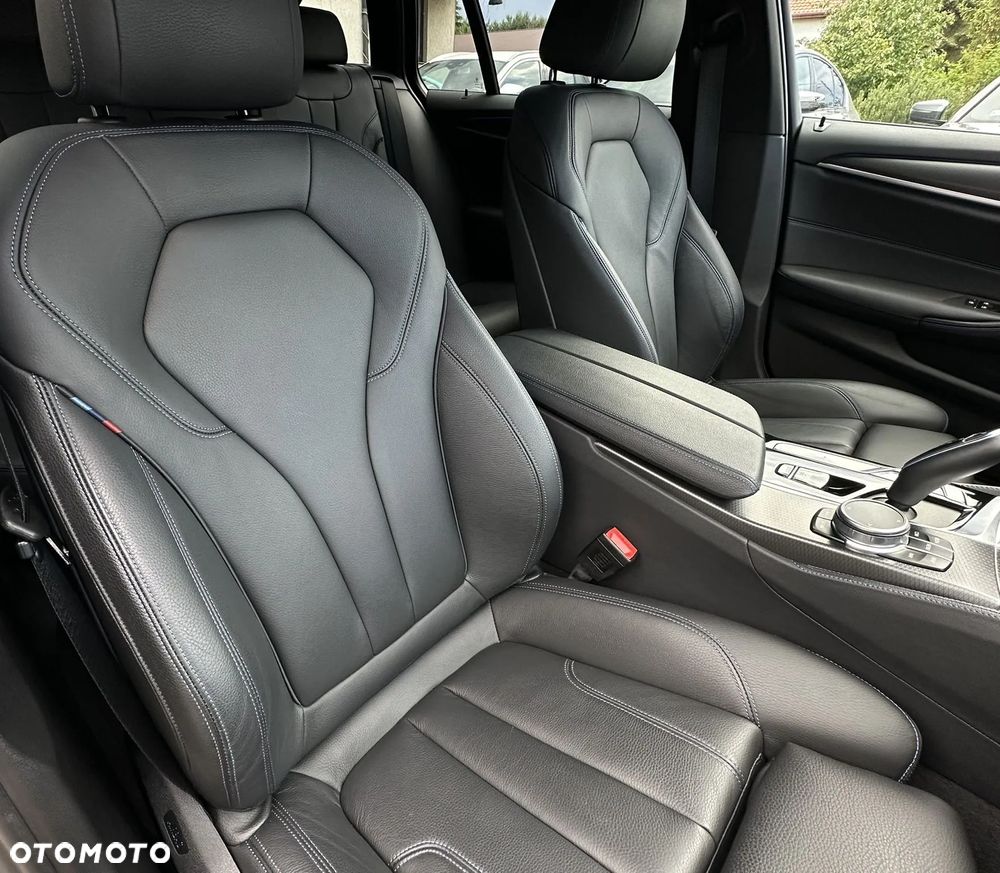 BMW Seria 5 - 26