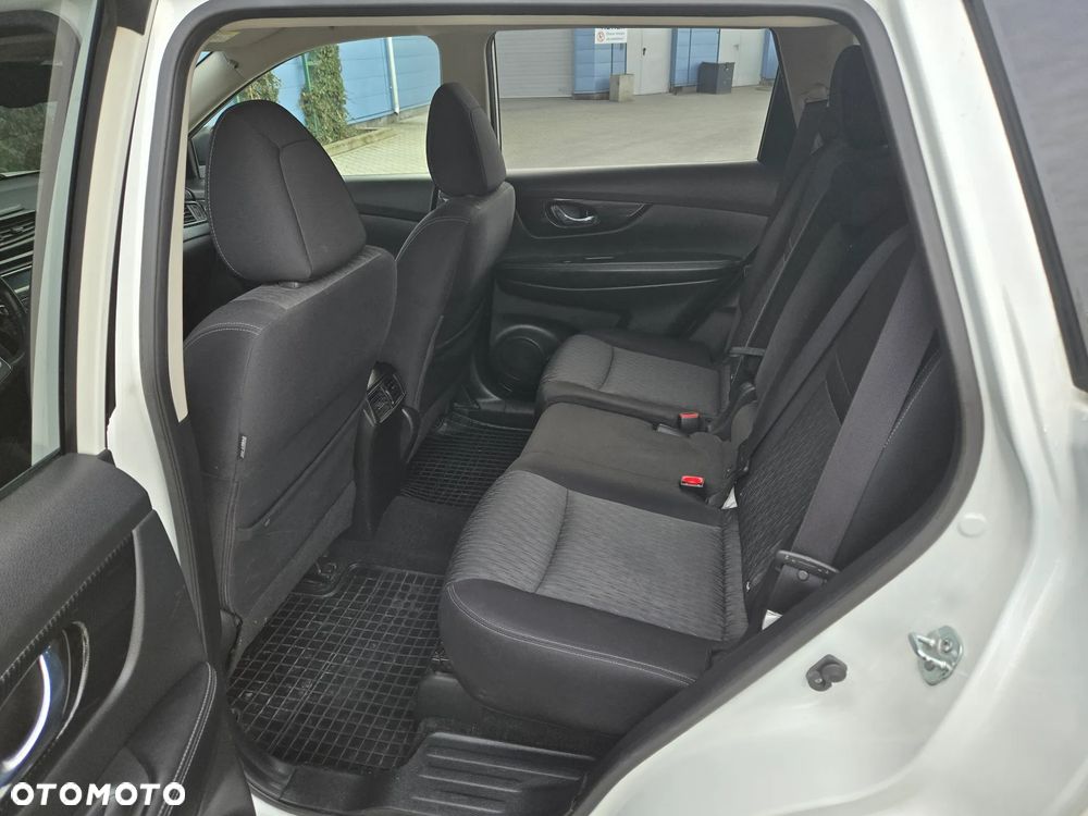 Nissan X-Trail 2.0 dCi Acenta Xtronic 4WD - 15