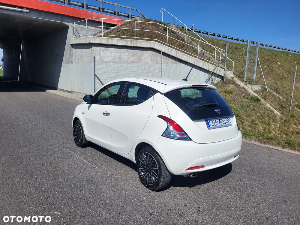 Lancia Ypsilon 1.2 8V Platinum S&S EU6 - 15