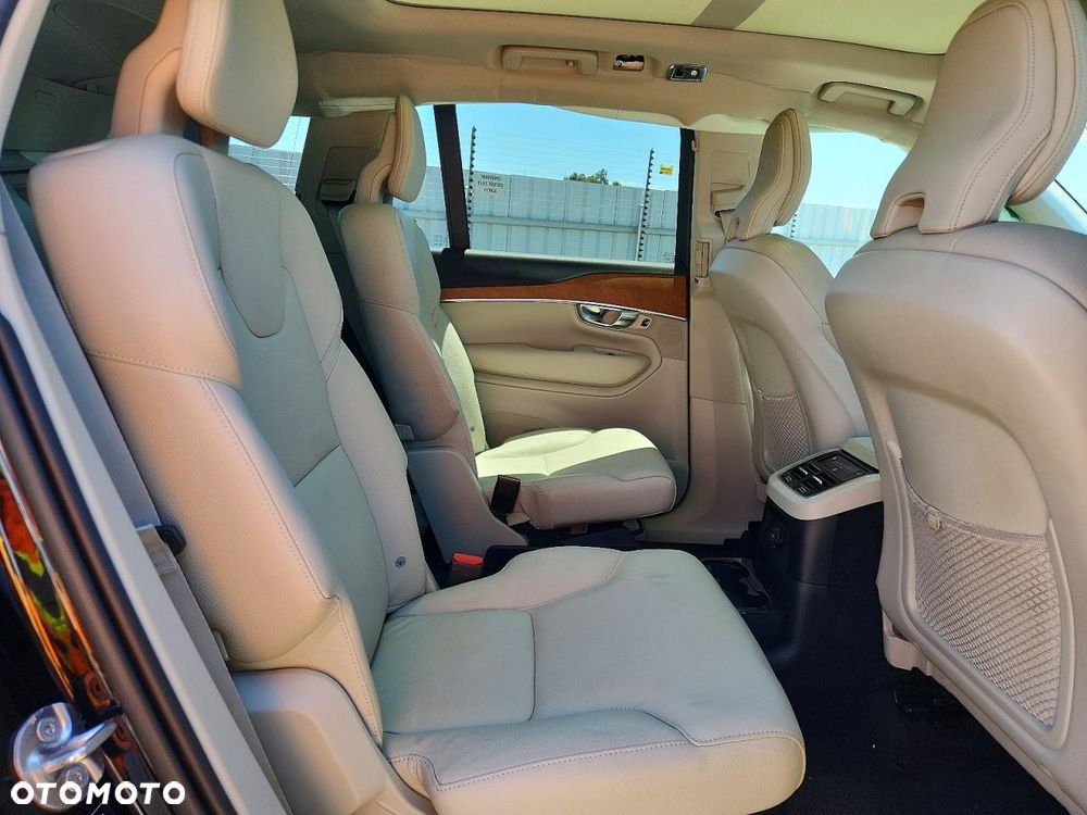 Volvo XC 90 T5 AWD Inscription - 11