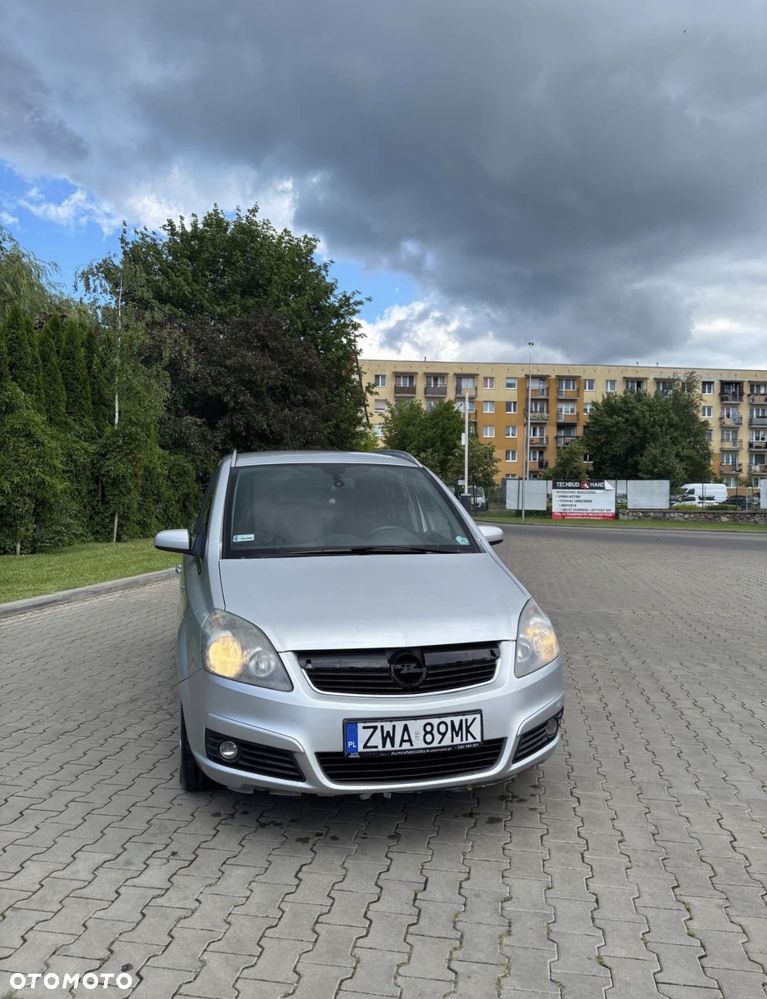 Opel Zafira 1.8 Enjoy - 1