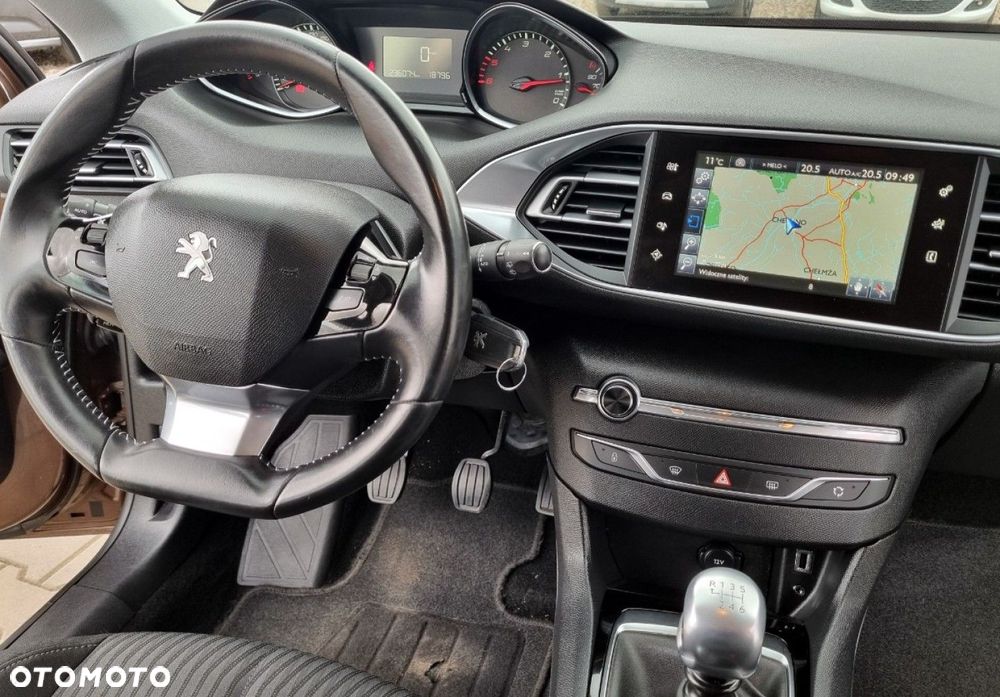 Peugeot 308 - 11