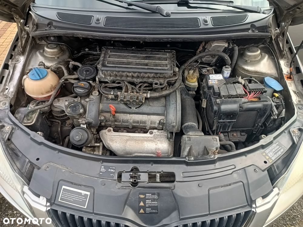 Skoda Roomster 1.6 16V - 16