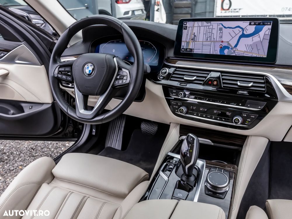 BMW Seria 5 520i AT MHEV - 7