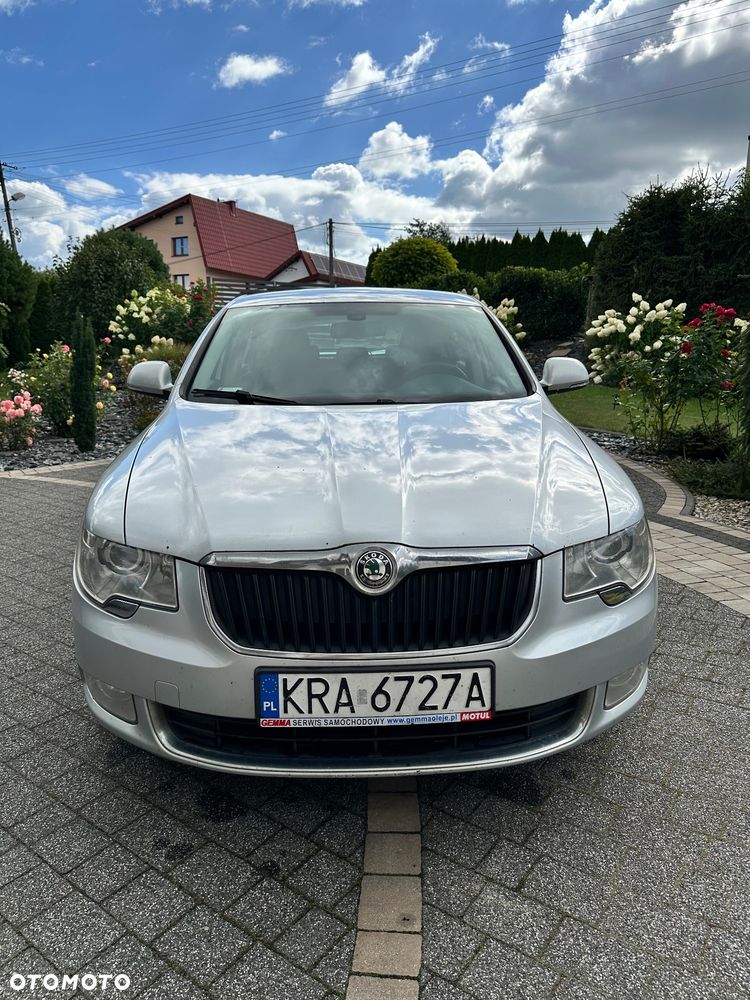 Skoda Superb 2.0 TDI Ambition - 2