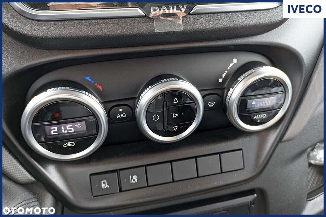 Iveco Daily 70C18 Zabudowa 15EP 180KM - 37