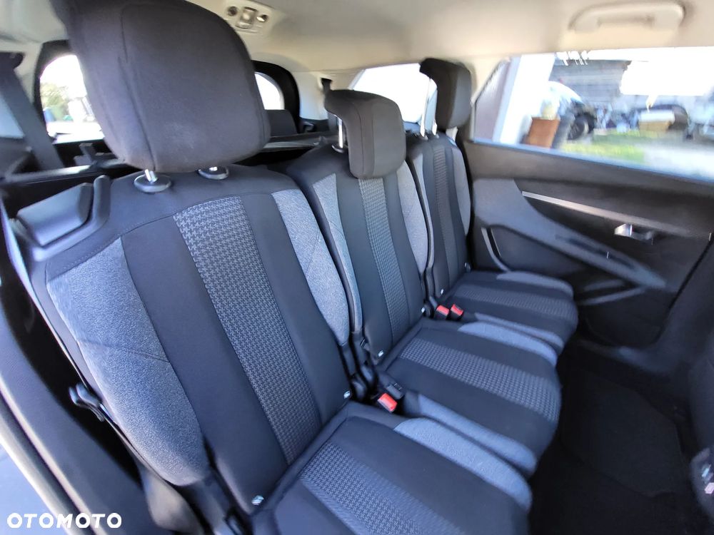 Peugeot 5008 PureTech 130 EAT8 Stop & Start Active - 22