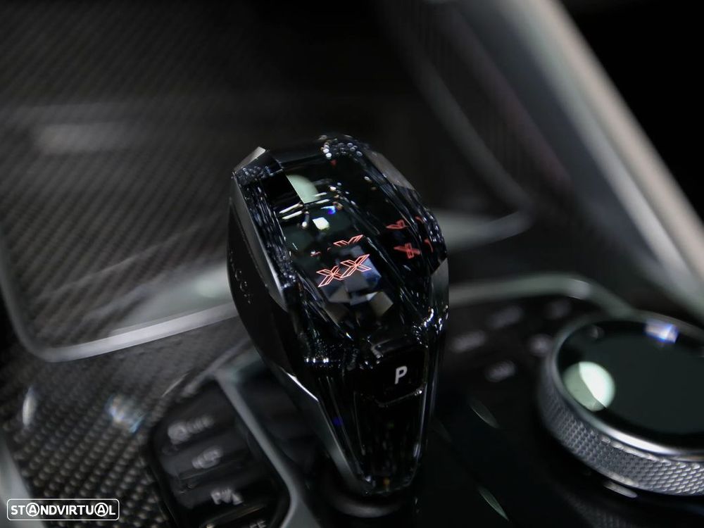 BMW X6 M50i Pack 50 anos - 29