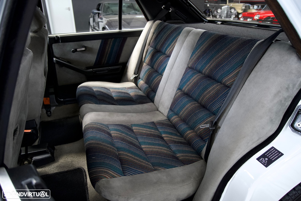 Lancia Delta 2.0 HF Integrale - 19