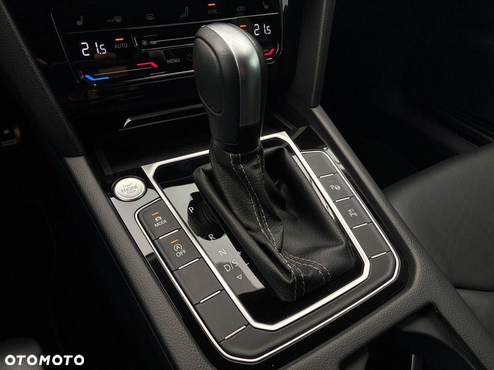 Volkswagen Arteon 2.0 TDI R-Line DSG - 26